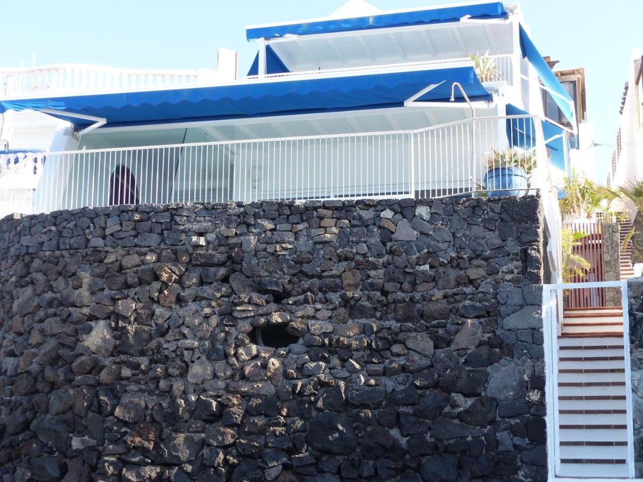 Luxury Sea Front Caleton 40 *