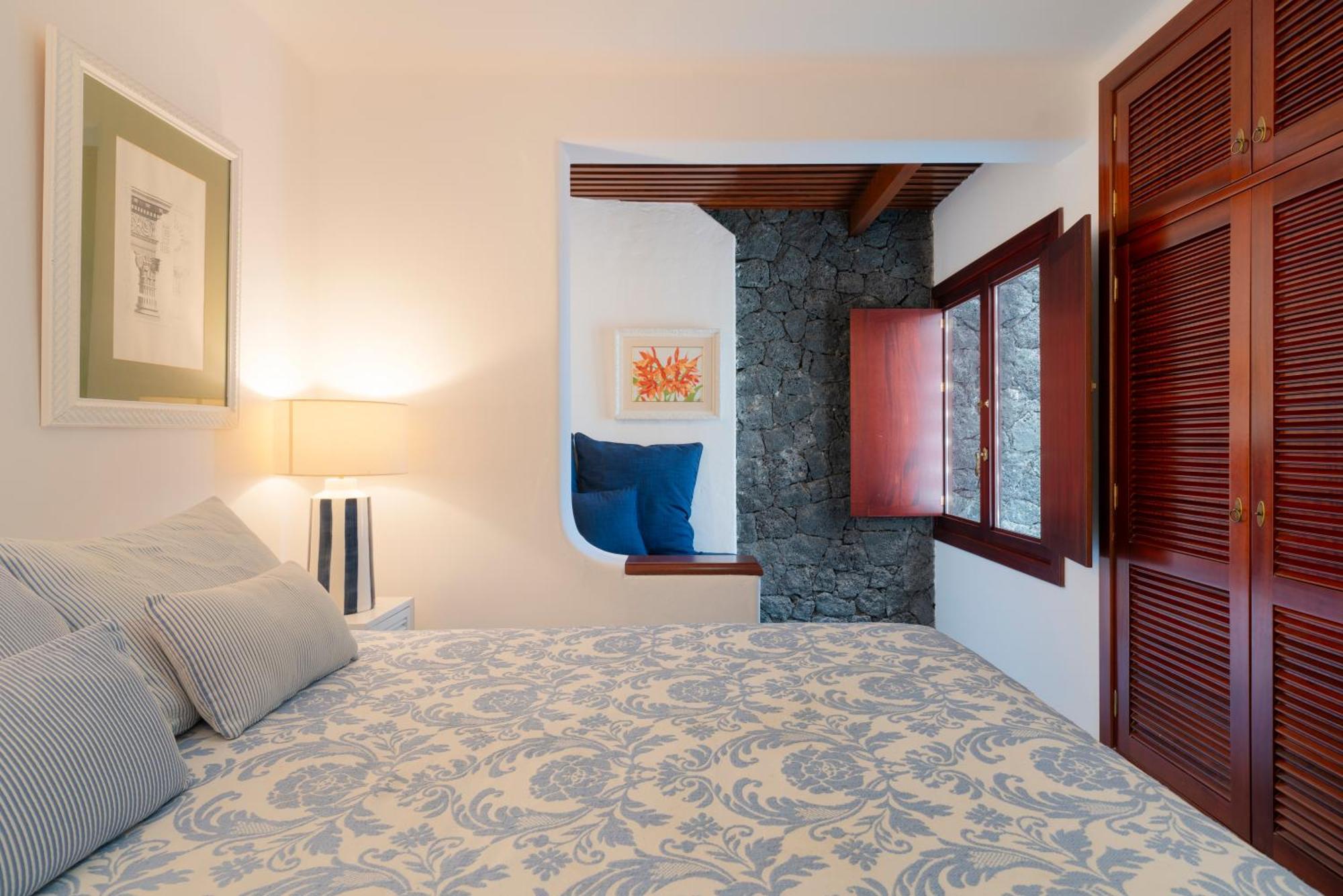 Luxury Sea Front Caleton 40 Villa Puerto del Carmen (Lanzarote)