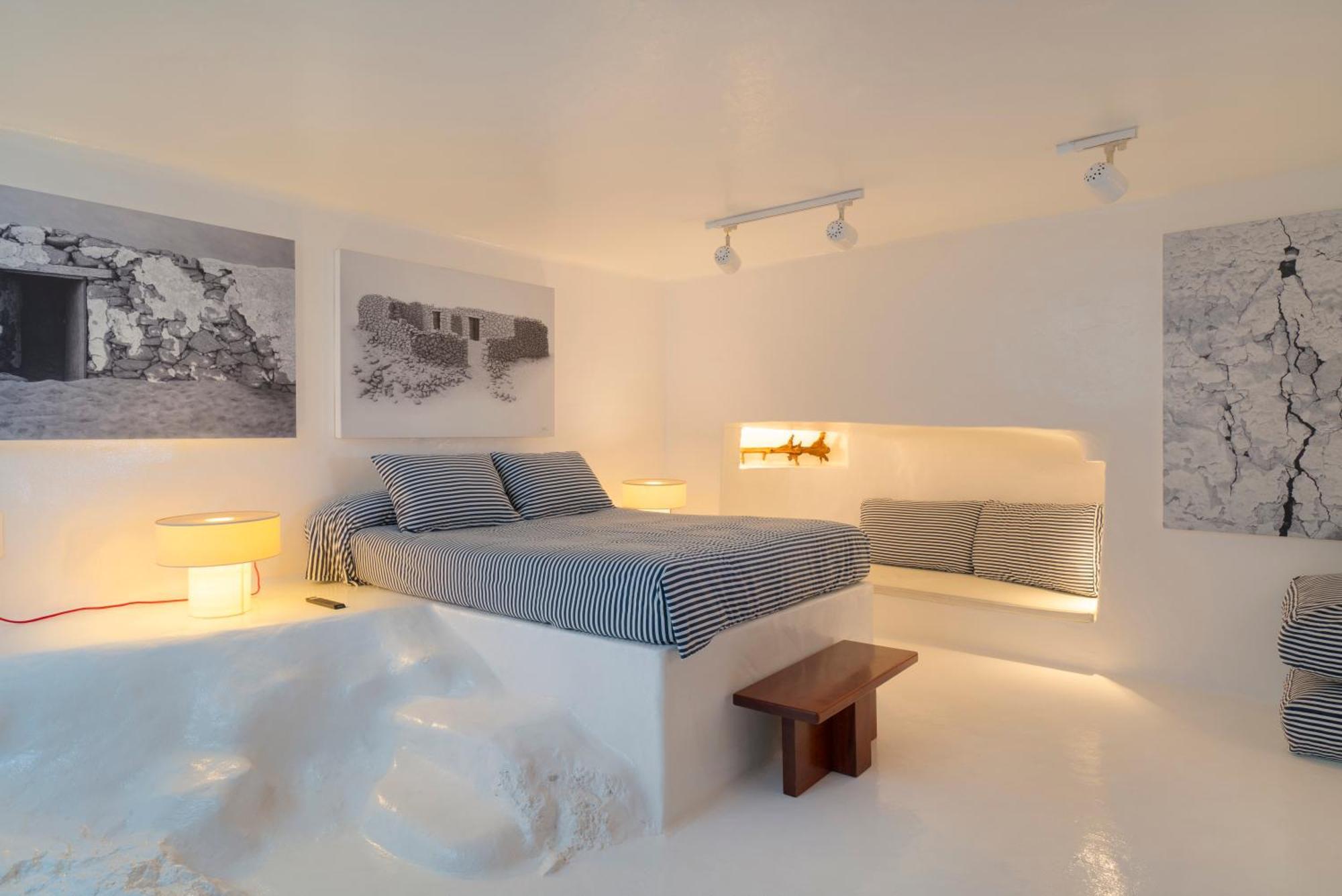 Luxury Sea Front Caleton 40 *